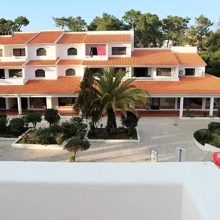 Falesia Elegant By Homing Apartment