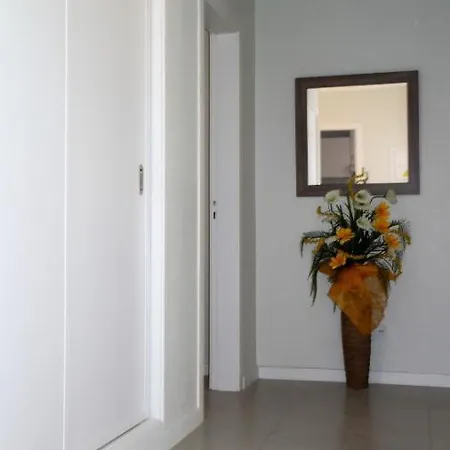 Falesia Elegant By Homing Apartment *